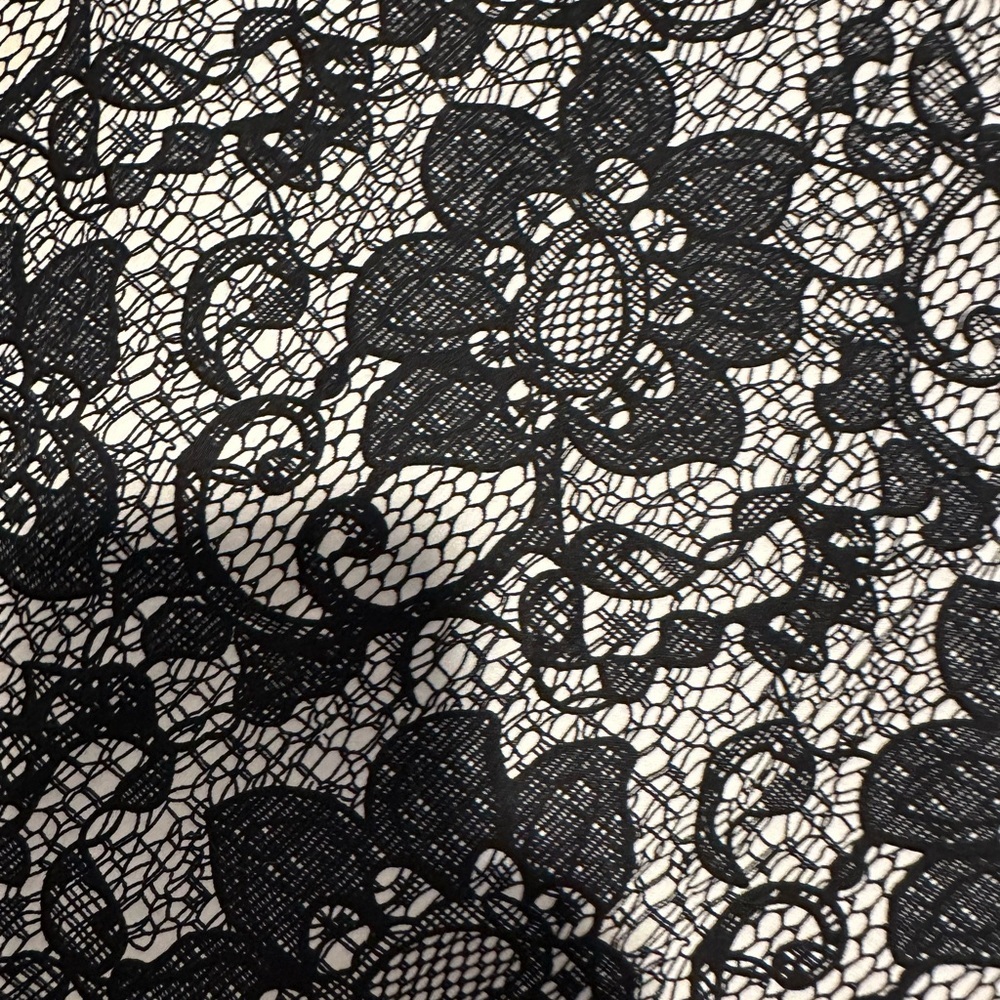Grace Floral Lace Pattern A-Line Skirt - Picture 4 of 9